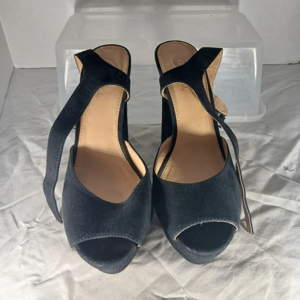 Candies Black Suede Platform Chunky HeelAnkle Strap‎ Sandals Shoes Size 10